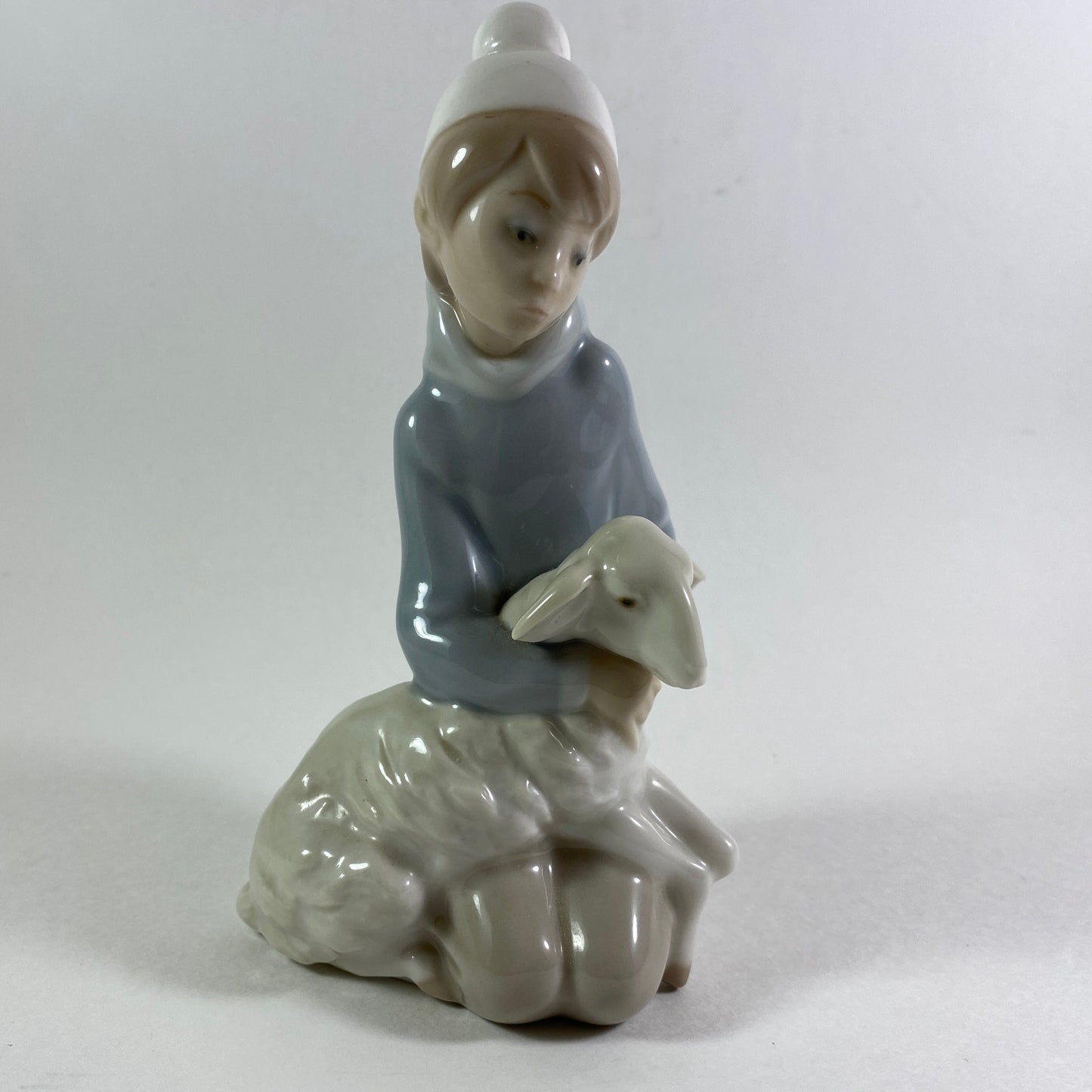 Vintage Lladro Figurine: Boy Sitting with Lamb