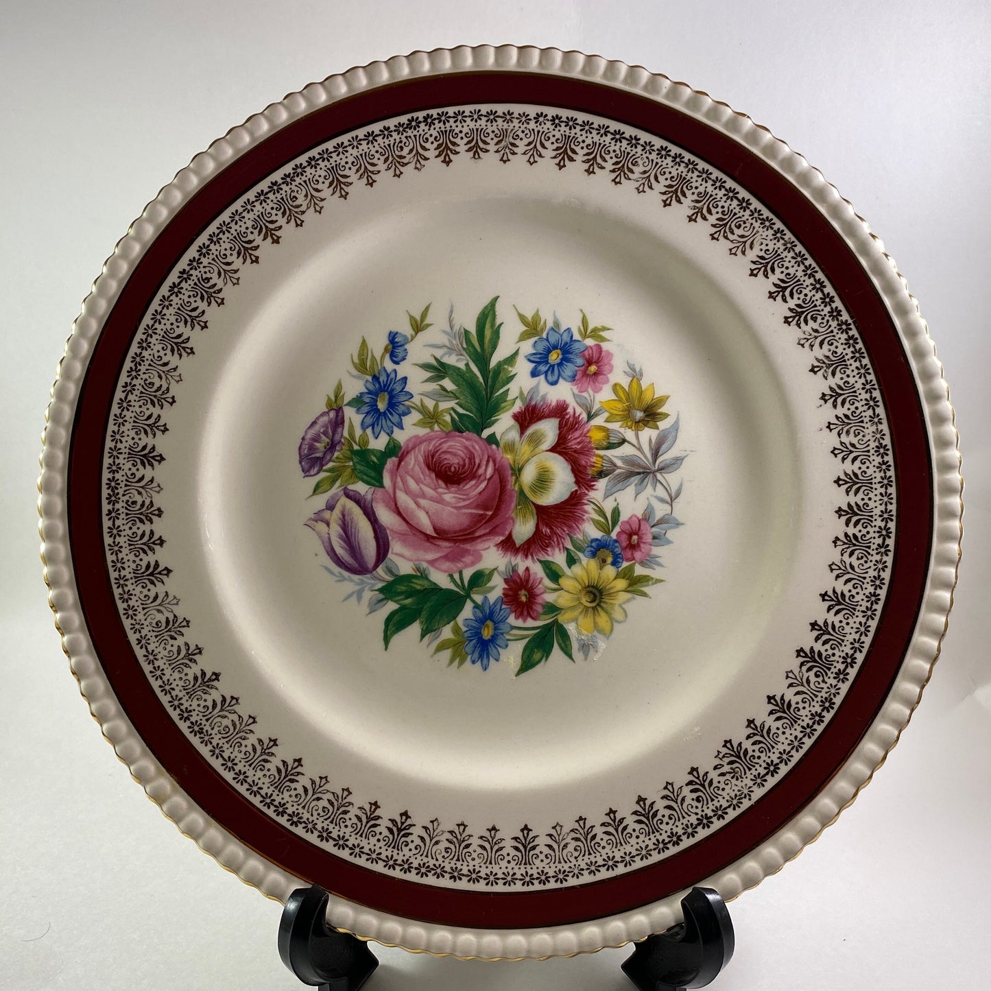 Royal Ascot Simpsons Potters Cardinal | Cardinale dinner plates made in England.