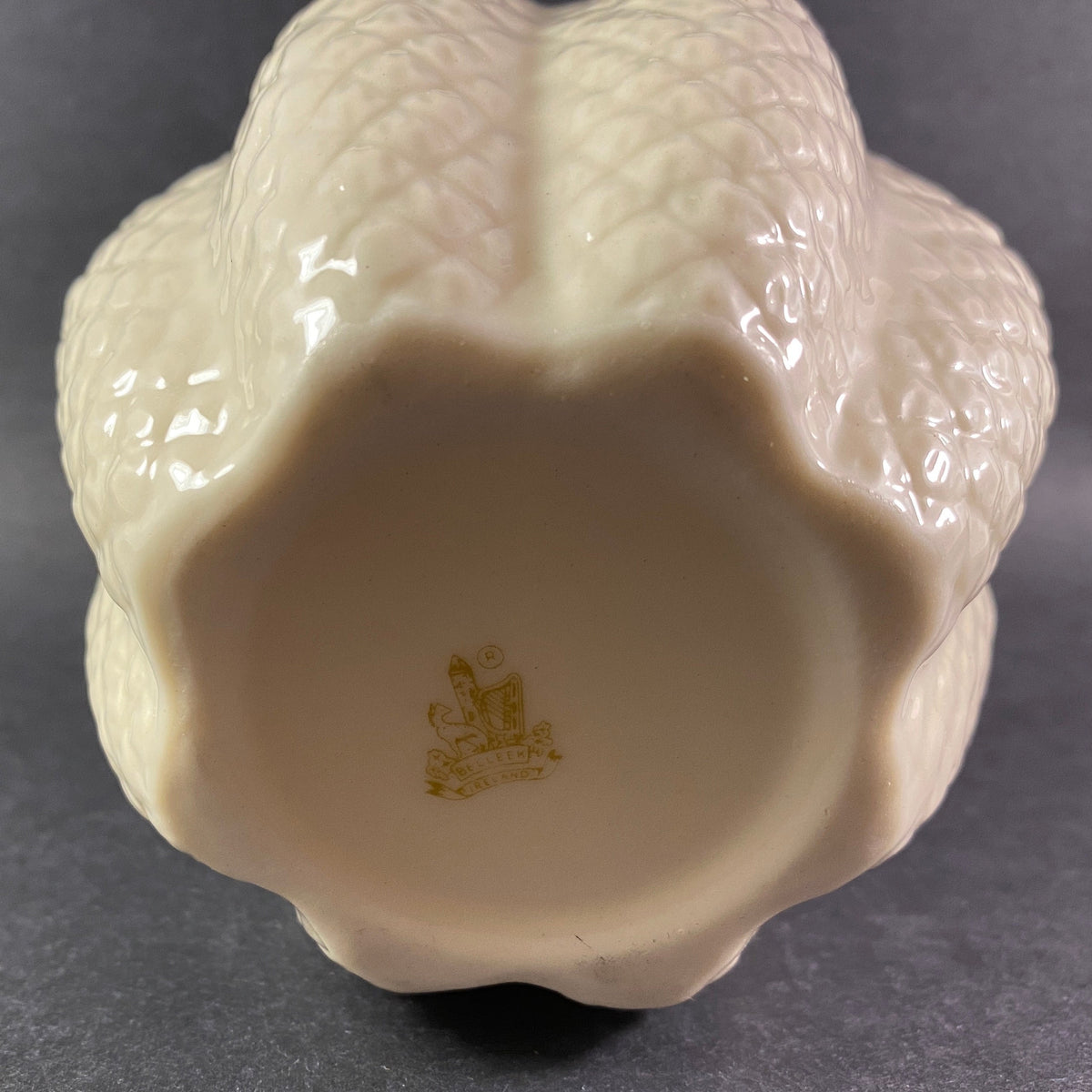 RARE !! Belleek bowl, Vase Limpet Design 4.25 Inch Tall Vintage Flower