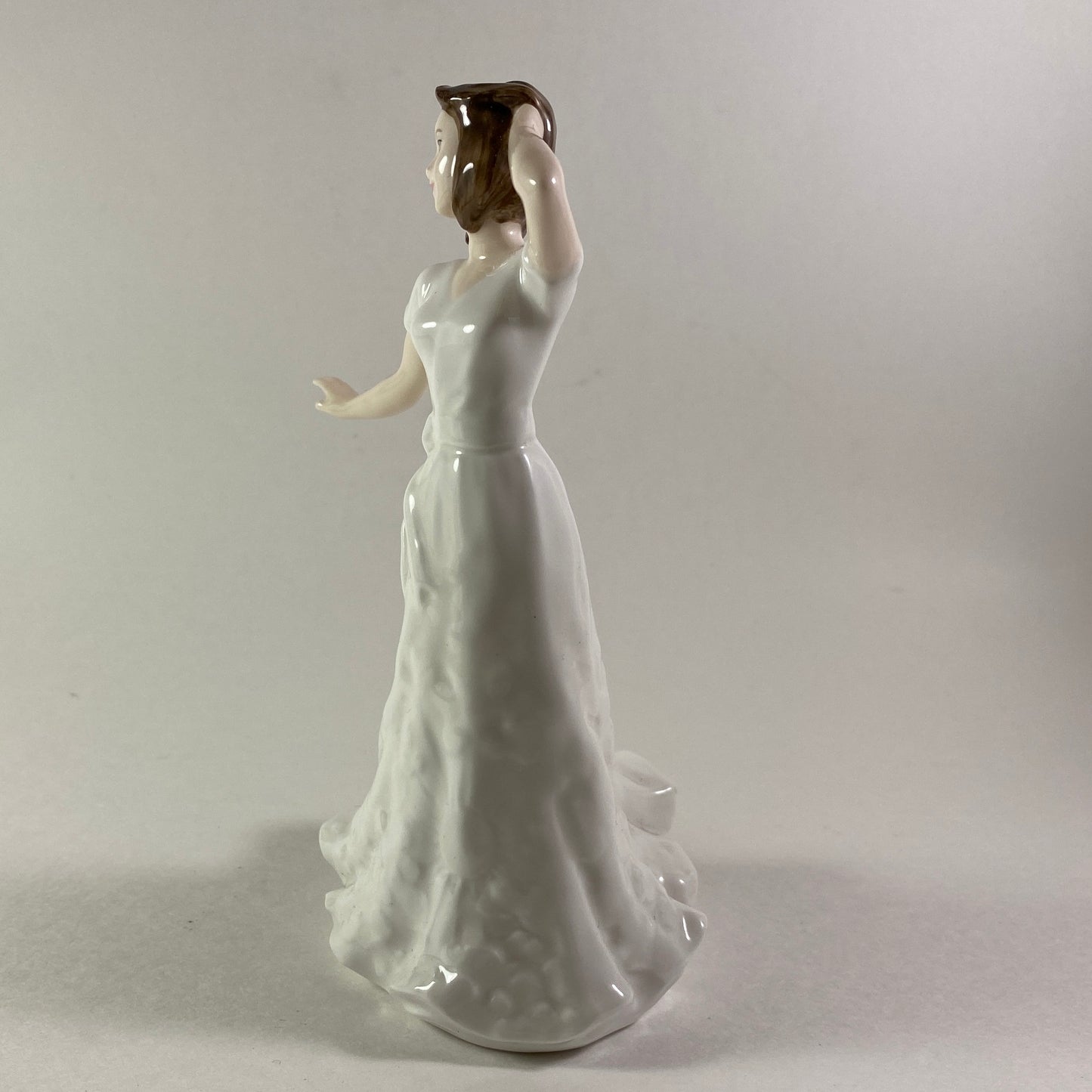 Beautiful Royal Doulton - CHARMED Figurine #HN 4445 Artist Signed