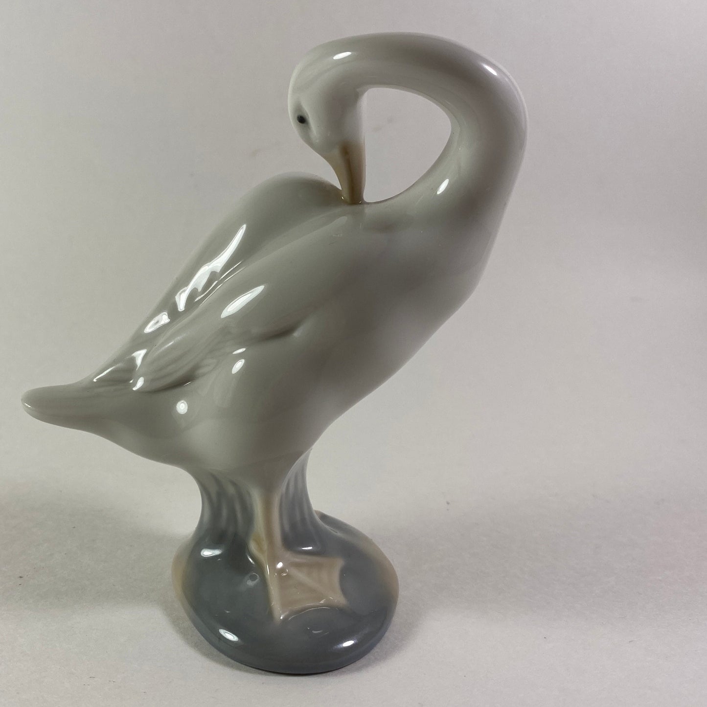 Authentic Vintage Lladro Duck Or Goose Preening  Figurine Made In Spain 4.5"