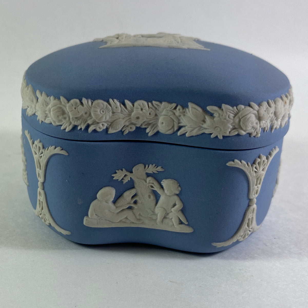 Wedgwood Pale Blue Jasperware Bean Shaped Trinket Box & Lid