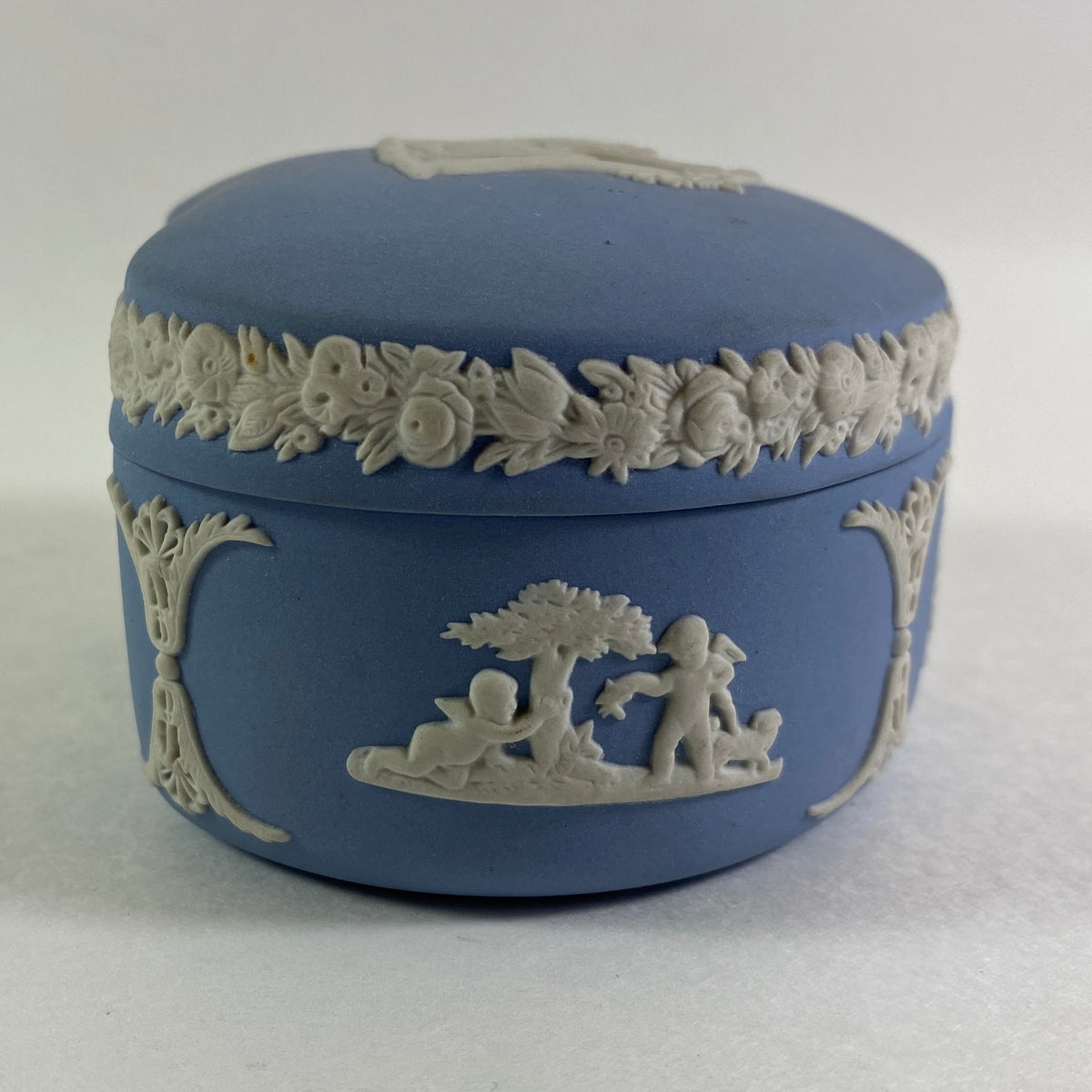 Wedgwood Pale Blue Jasperware Bean Shaped Trinket Box & Lid