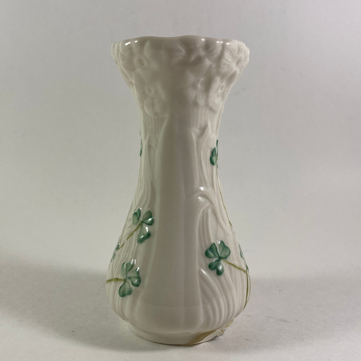 RARE Vintage Belleek Daisy Spill Vase 4.5”  Black Mark