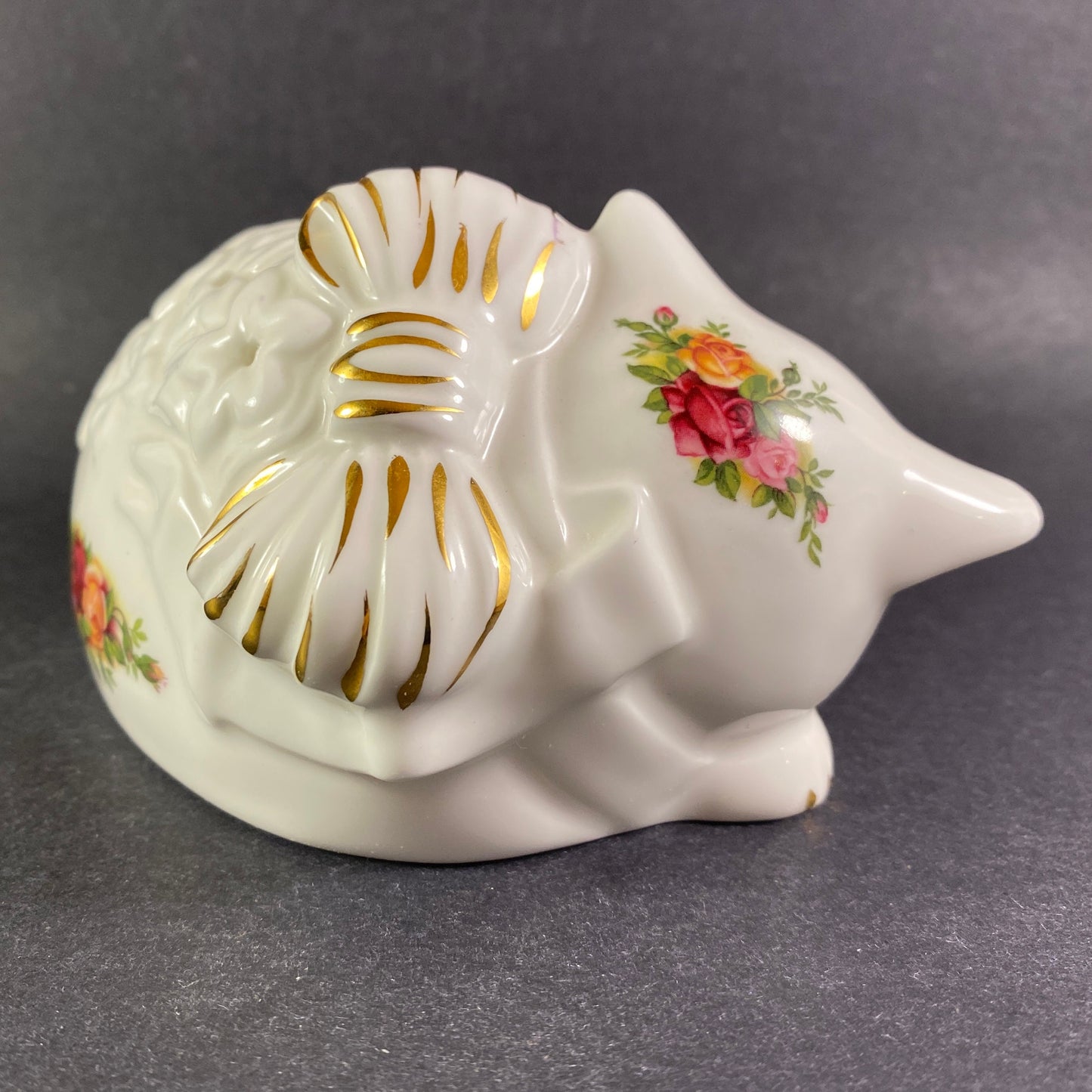 Vintage Sleeping Cat Royal Albert Pomander Old Country Rose Bone China  5”