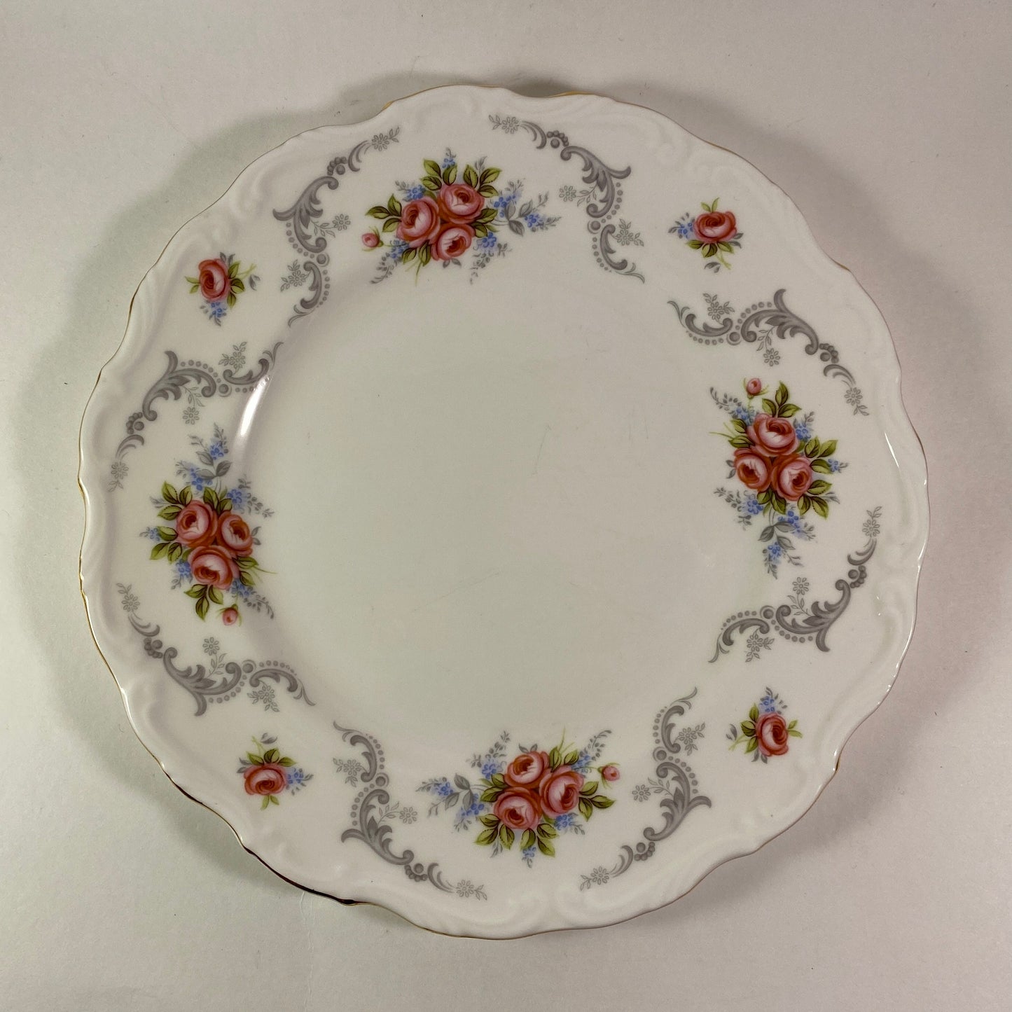 Vintage Royal Albert Tranquility bone chine dinner plate 10 3/8" inches