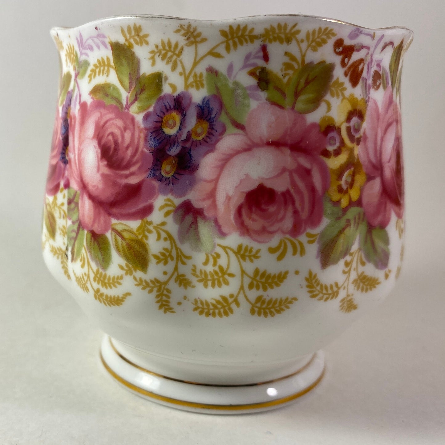 Royal Albert pretty " Serena " Pink Cabbage roses sugar bowl