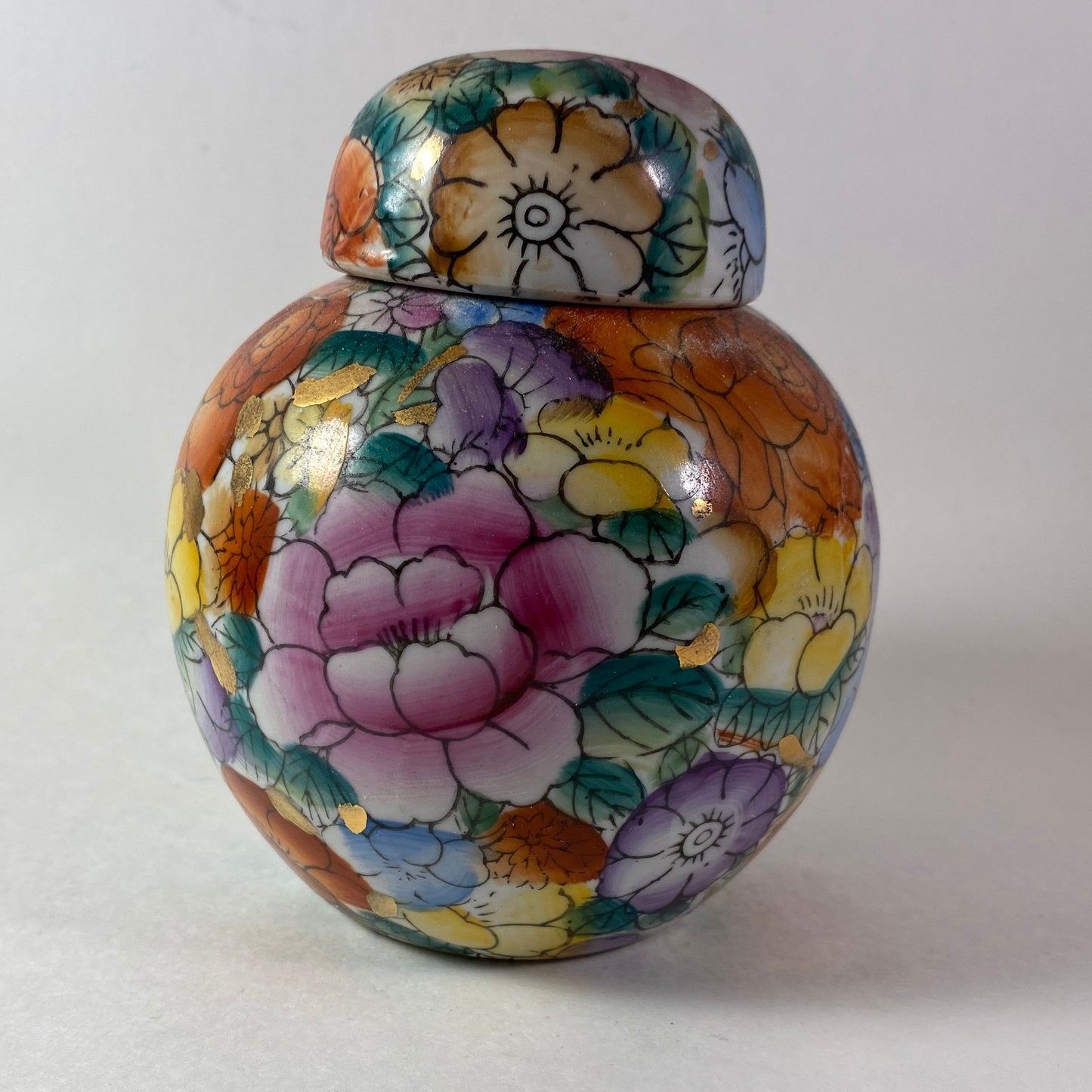 Antique Chinese porcelain familie roses millefiori 4.5" inches ginger jar