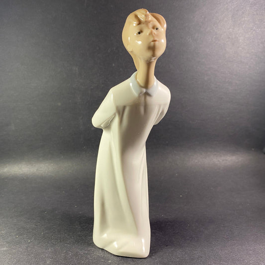 Lladro Figurine "Boy Blowing" # 4869 with Original box