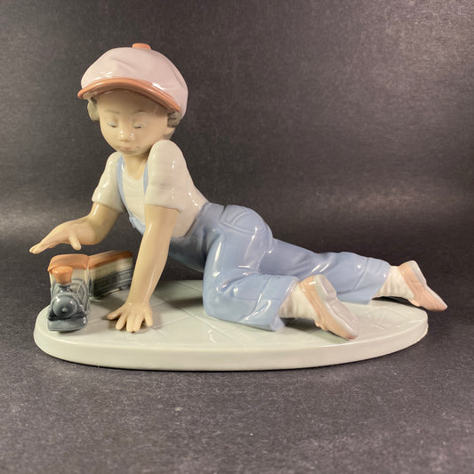 Lladro 7619~All Aboard Collector's Society  ~In Original Box