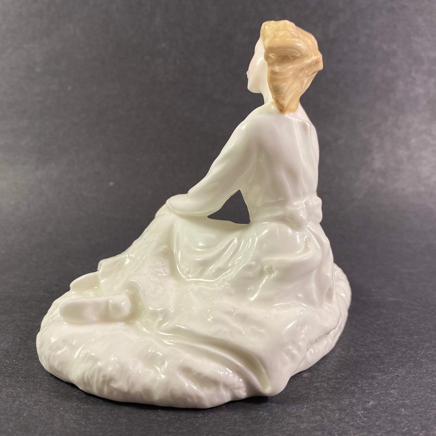 Royal Doulton HN 3949 Forever Yours Figurine MINT