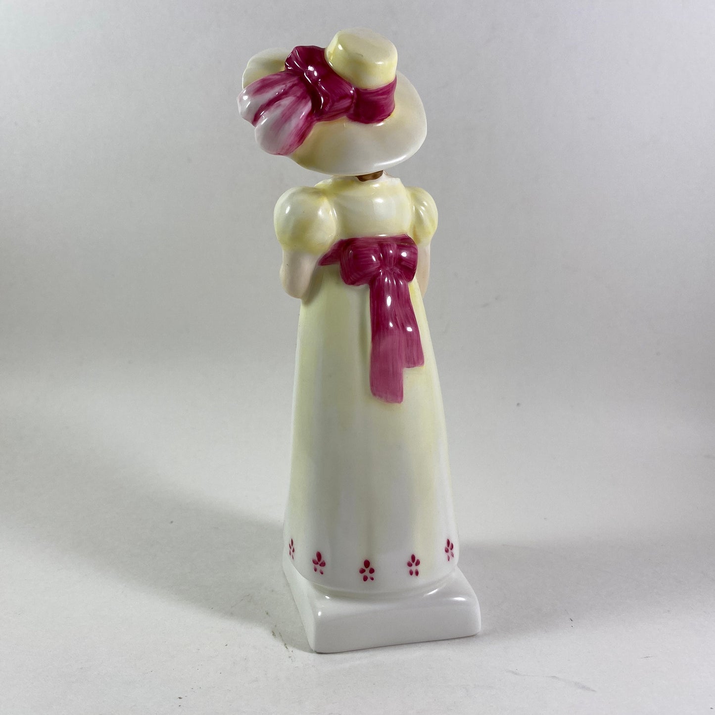 Royal Doulton Lori Figurine From Kate Greenaway Collection HN 2801 1975 Vintage