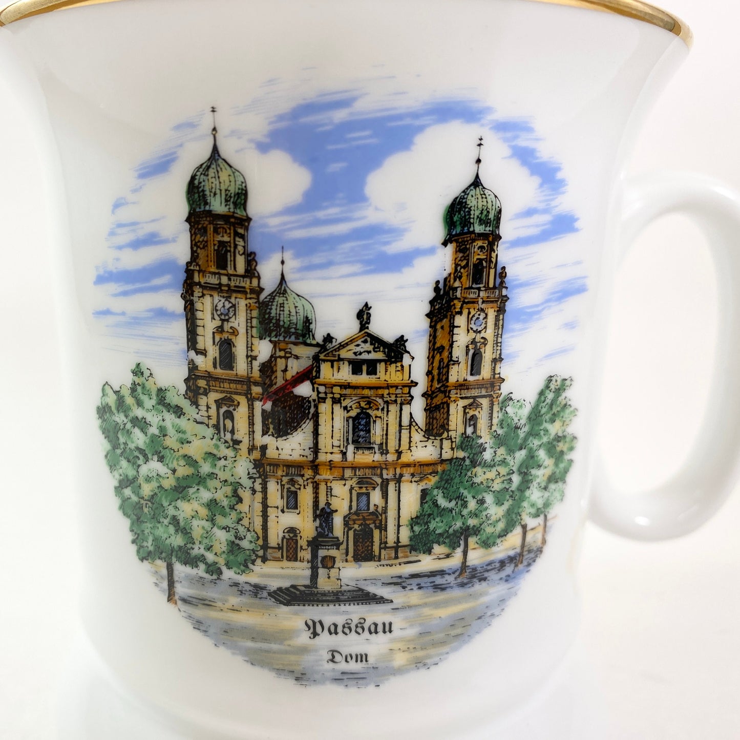 Unique 'Dassau, Dom'  22Karat Gilded German Souvenir Coffee Mug