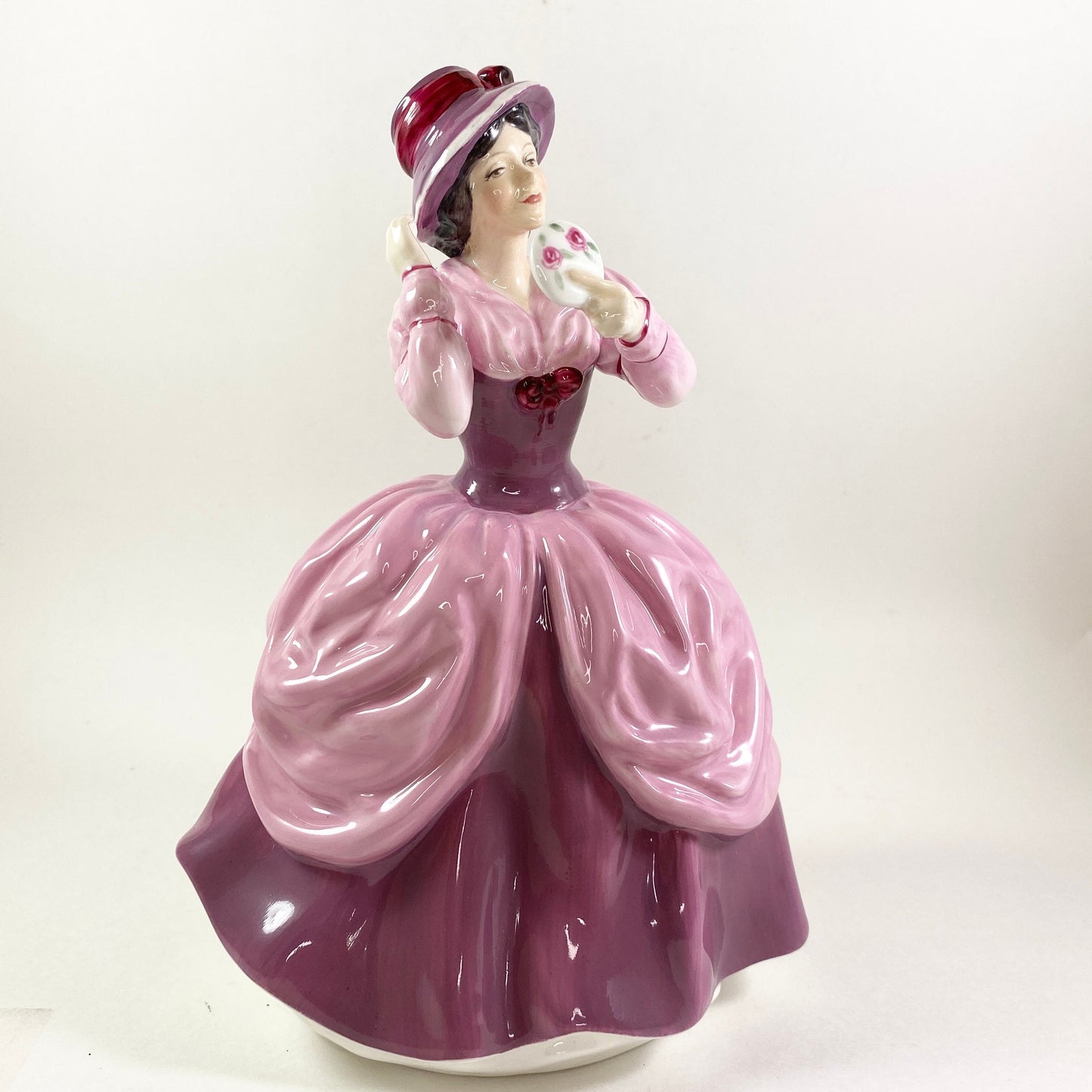 Vintage Royal Doulton 8" Figurine "Lady Pamela" HN 2718 Bone China 1973