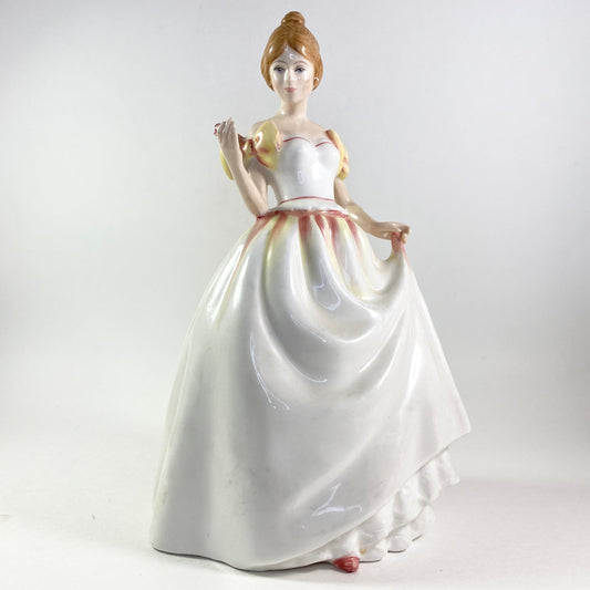 Royal Doulton "Gift of  Love"  HN 3427 - Figurine