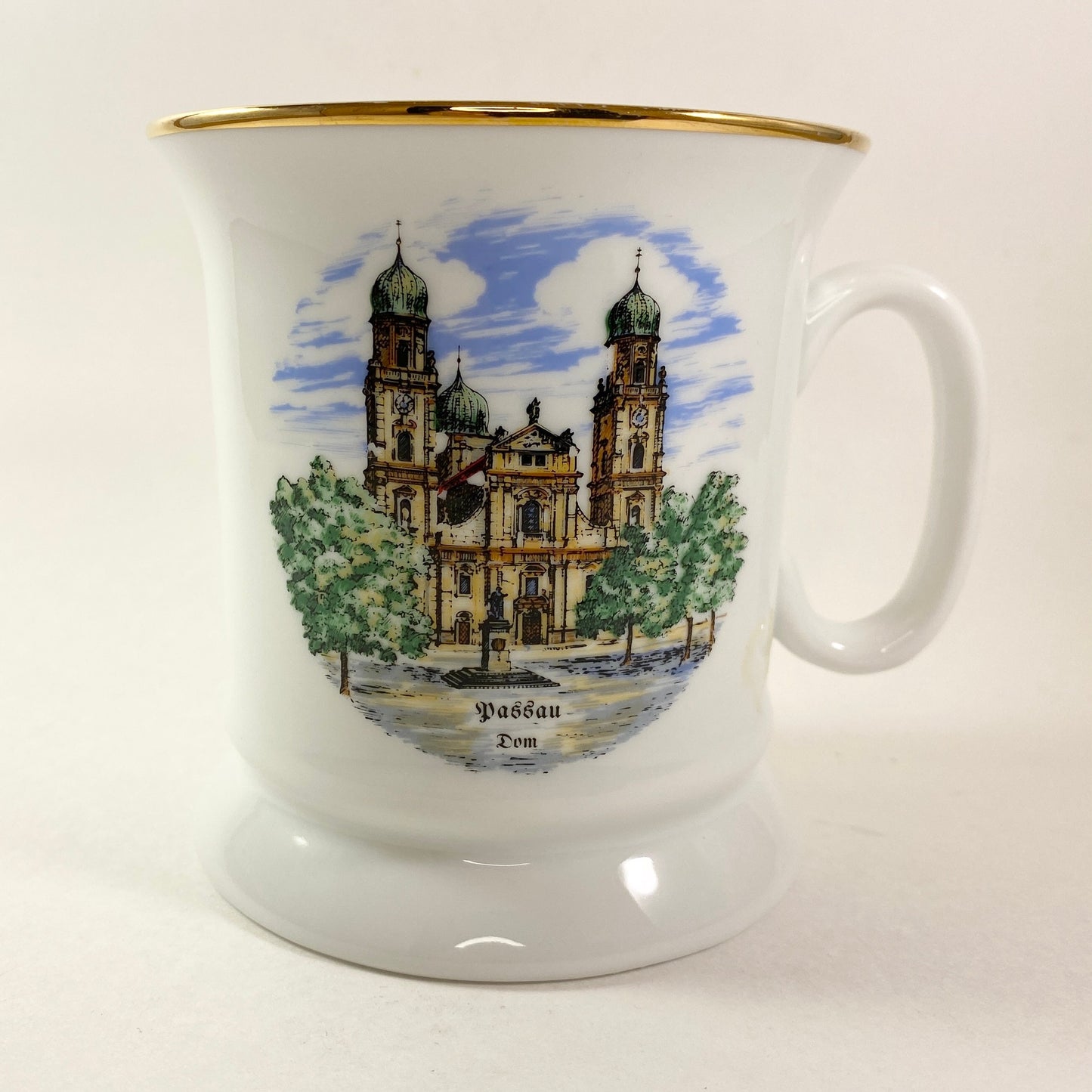 Unique 'Passau, Dom'  22Karat Gilded German Souvenir Coffee Mug