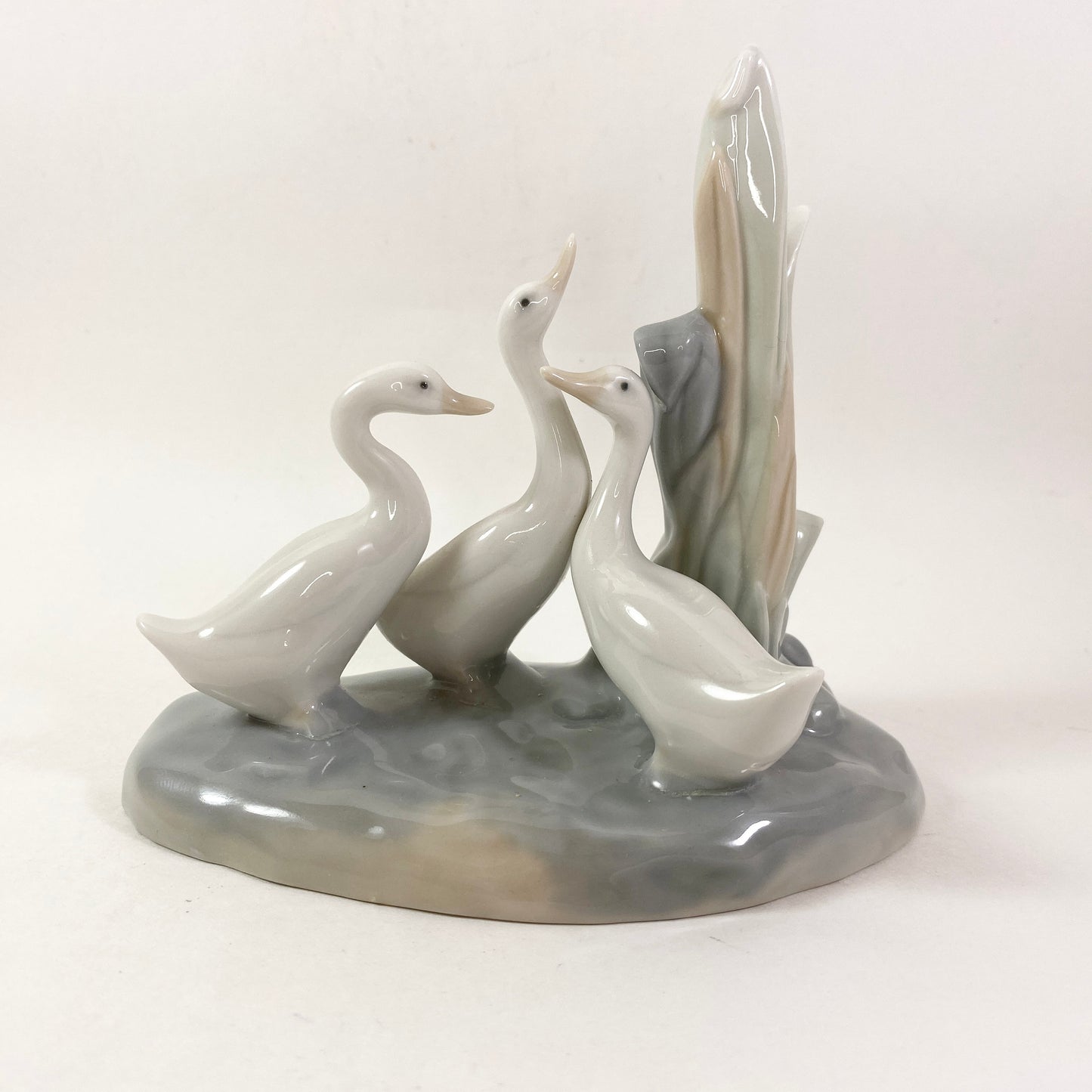 Geese Grouping by NAO/Lladro Spain- 3 GEESE In Pond 5" Glazed.Figurine-Retired