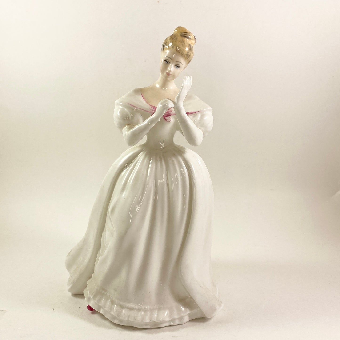 Vintage Royal Doulton Denise HN 2477 By Peggy Davis signed Rare!!!