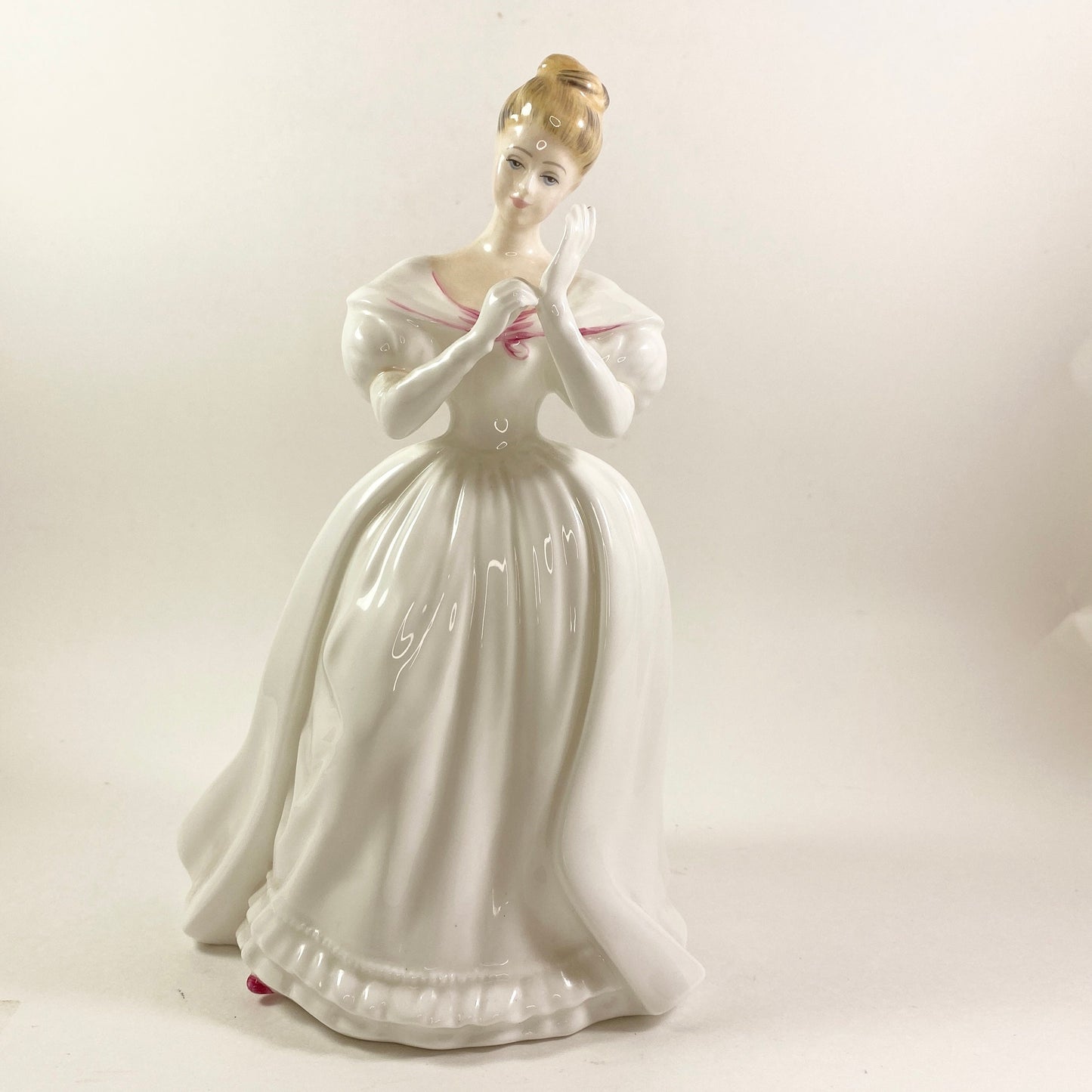 Vintage Royal Doulton Denise HN 2477 By Peggy Davis signed Rare!!!