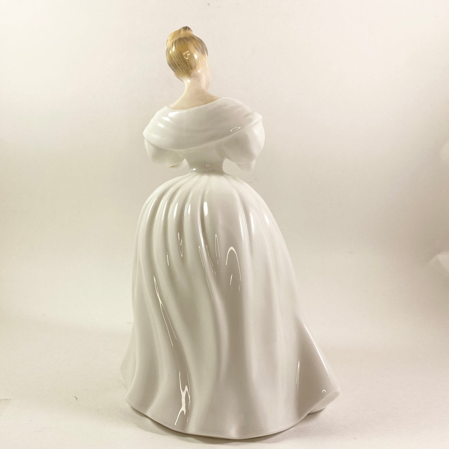 Vintage Royal Doulton Denise HN 2477 By Peggy Davis signed Rare!!!