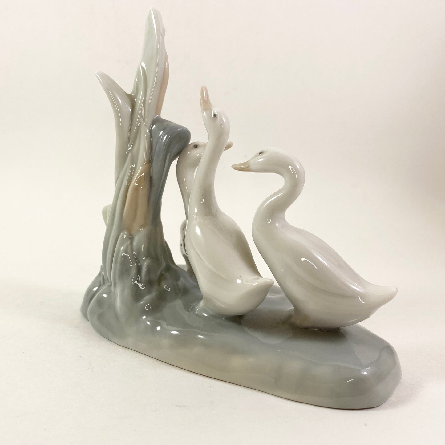 Geese Grouping by NAO/Lladro Spain- 3 GEESE In Pond 5" Glazed.Figurine-Retired