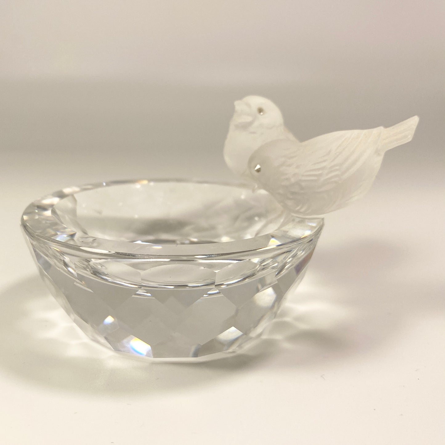 Swarovski Crystal Bird Bath Feathered Beauties 7460 NR 108 000, including certificate and orginal box