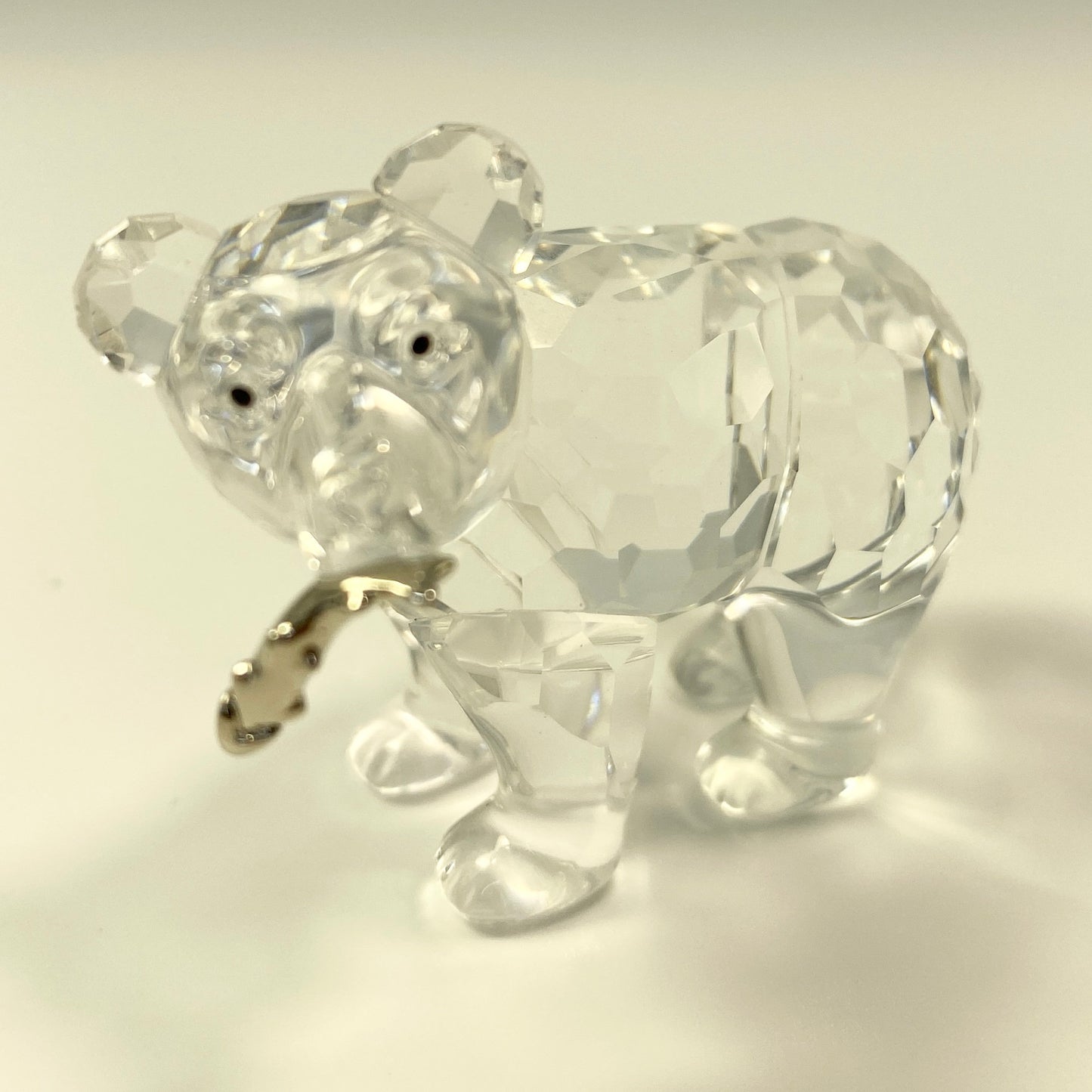 SWAROVSKI Figurine Grizzly Bear Cub With Silver Fish 261925 w/ Original Box