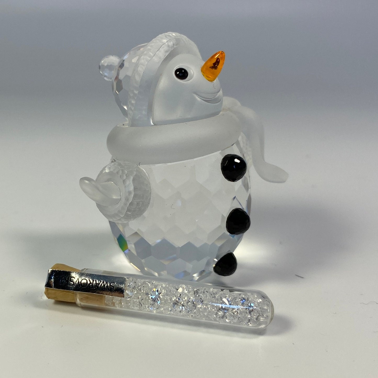 Swarovski "SNOWMAN" With  snow flakes vial Christmas Collectible Figurine 7475