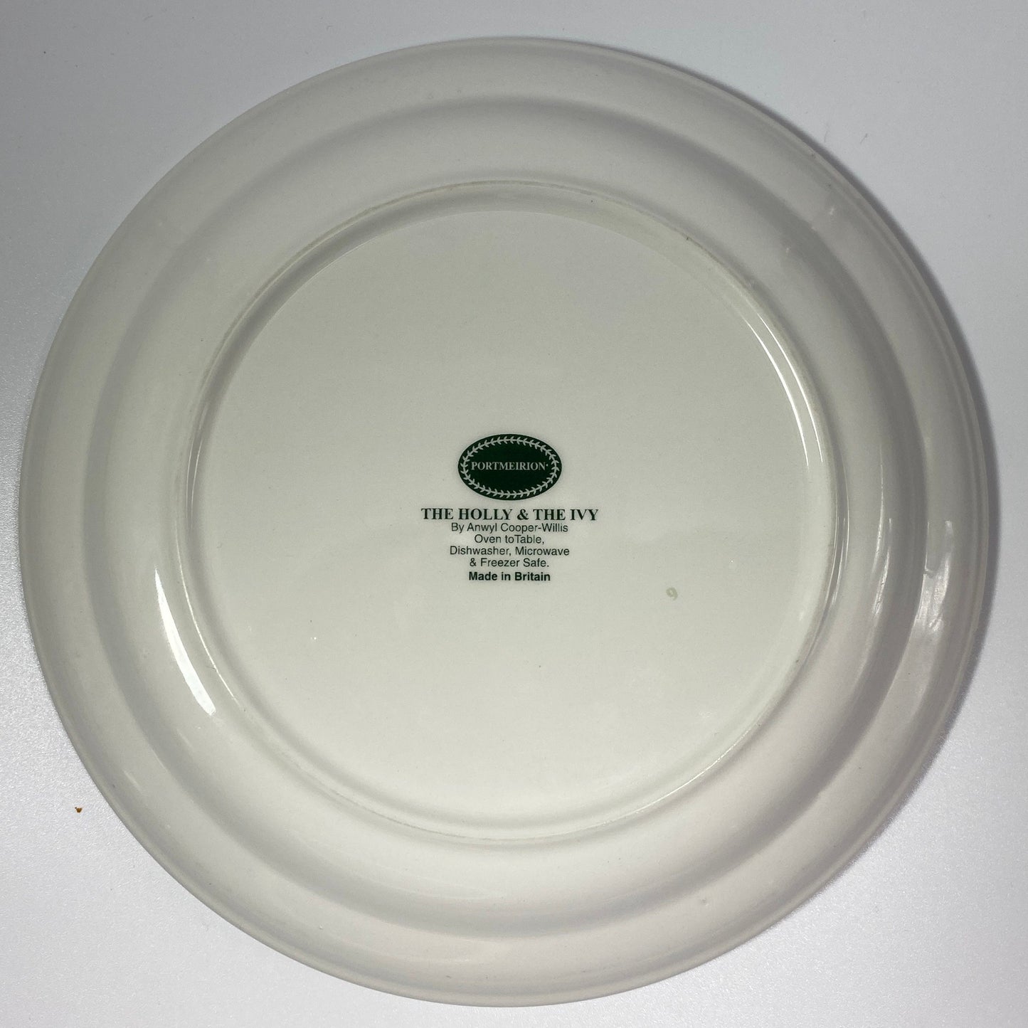 Portmeirion The Holly and The Ivy  7.25 inches Salad Plate 526423