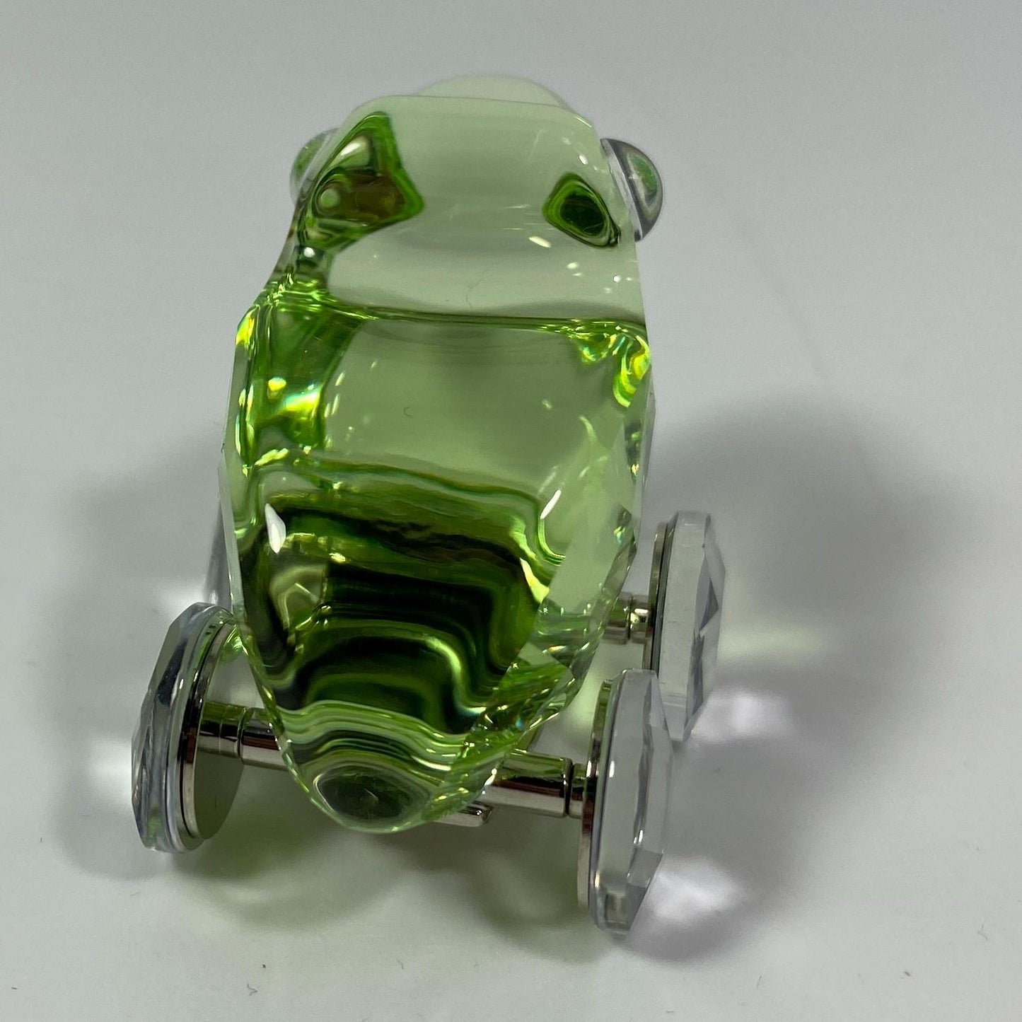 RARE !!! Swarovski Crystal Fred the Frog Green Wheels 657108