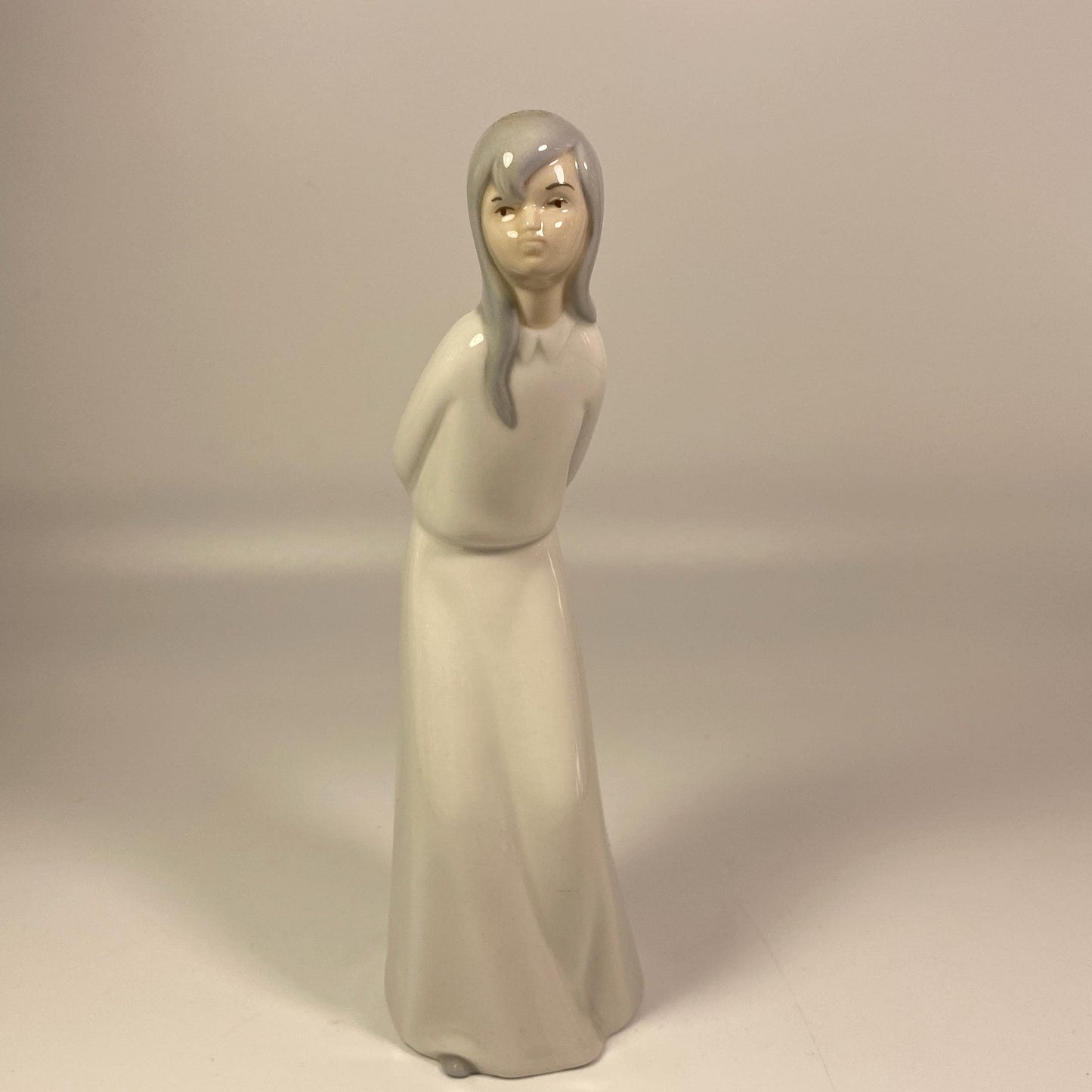 RARE !! Vintage Miquel Requena Girl Figurine 8 inches from Valencia, Spain