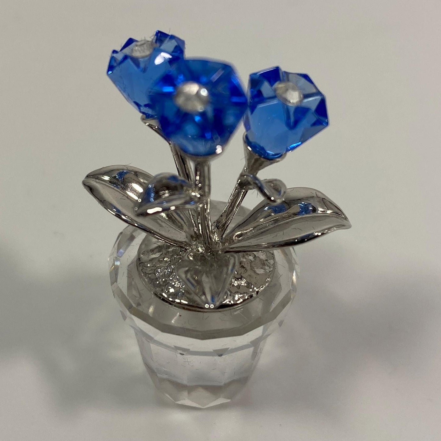 Swarovski Crystal Forget Me Not Blue Flowers w/ Silver Leaves Vase Pot 626873