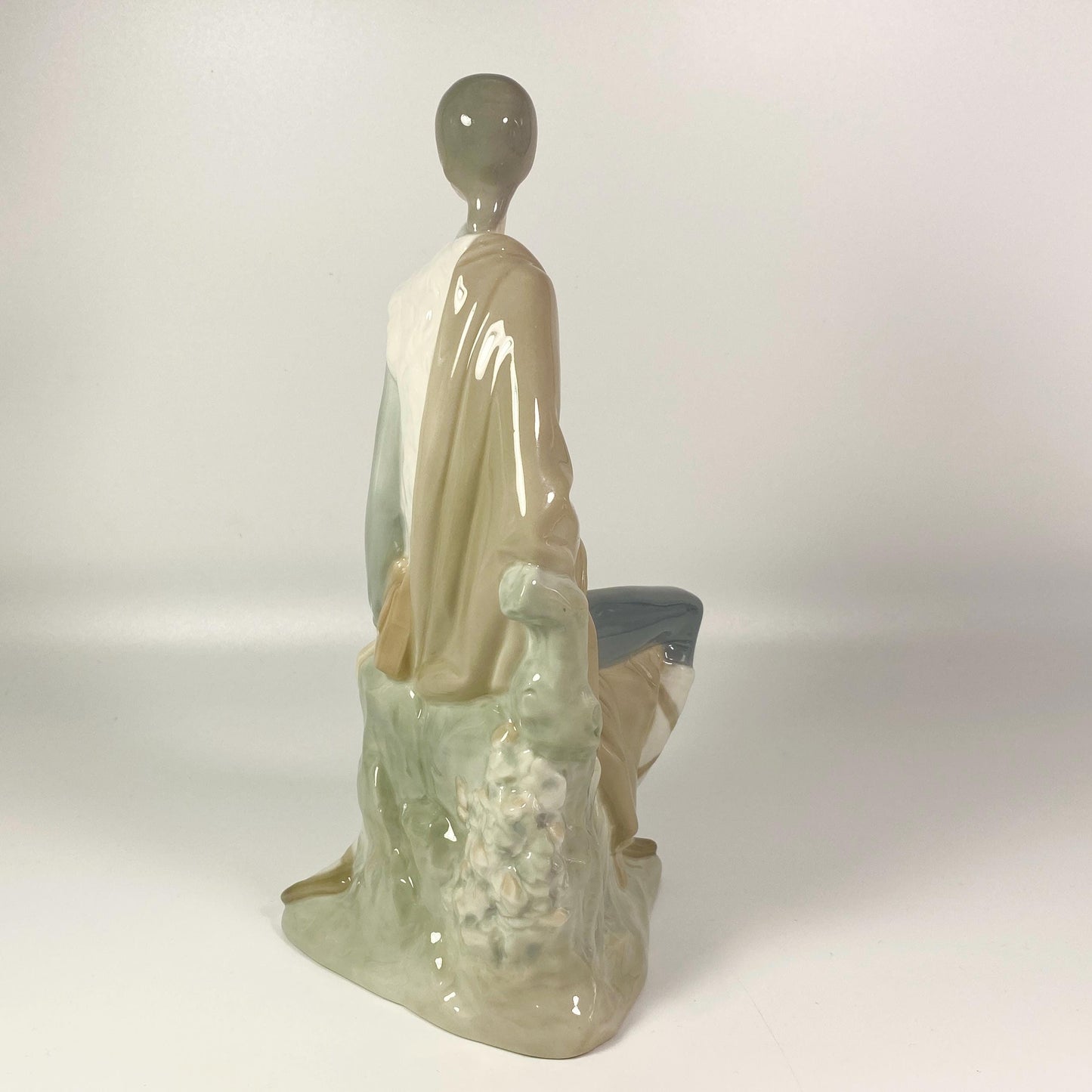 Nao by Lladro  RARE Sheppard boy  figurine 10" inches retired