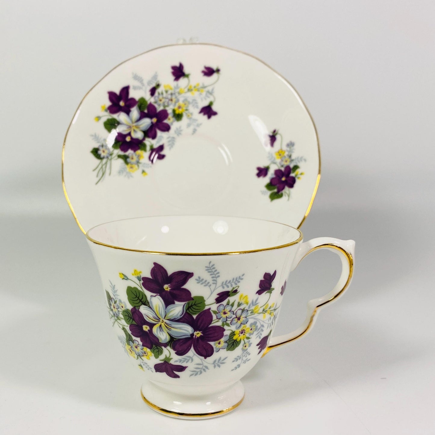 VTG Royal Vale Fine Bone China Tea Cup & Saucer purple gold trim Floral Retro
