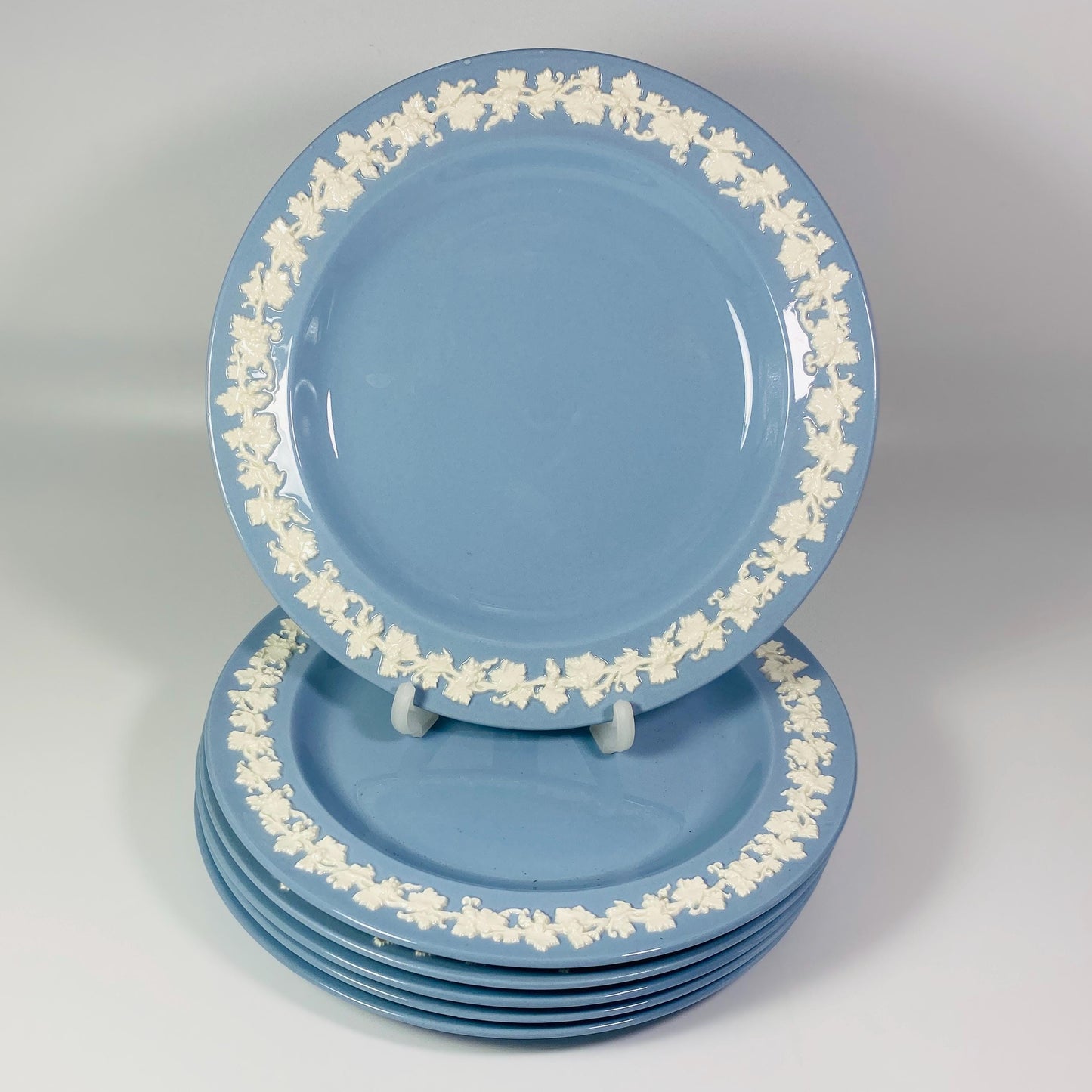 1950s Wedgwood Etruria Embossed Queensware Bread Plate (7/8/10 inch)