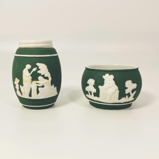Antique Wedgwood Extremely Rare green unmarked small salt sellers