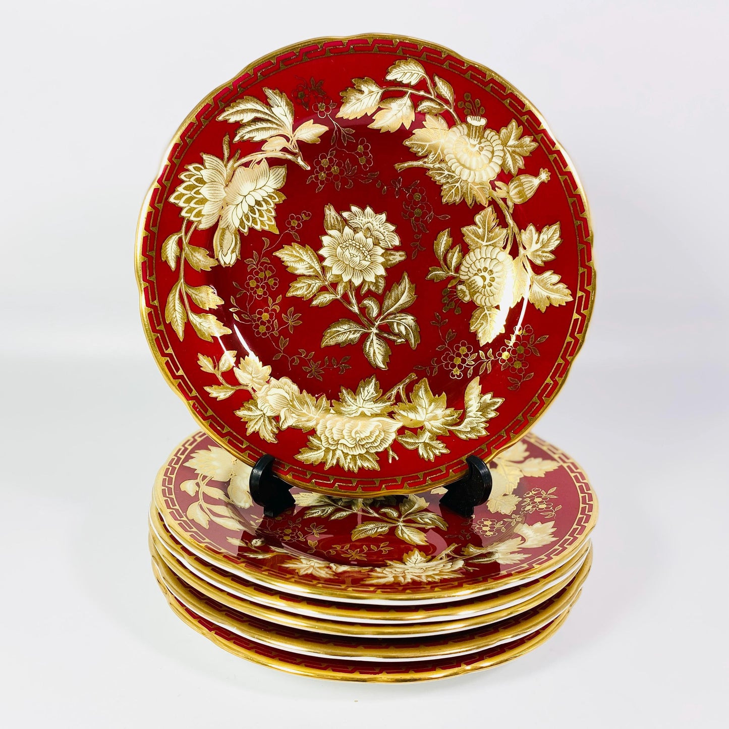 RARE !! Wedgwood Ruby Tonquin England 6, 8, 11 inches Plates pick your choice