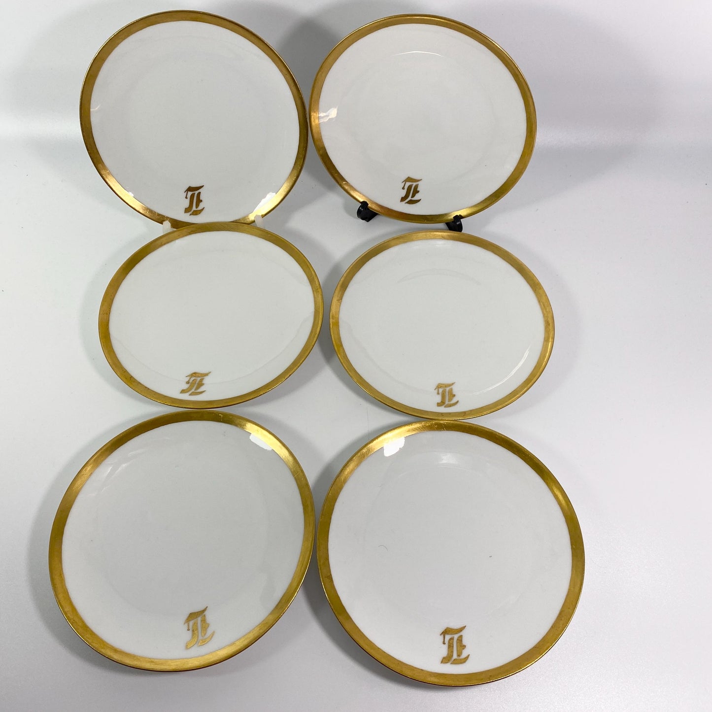 Antique  Royal Rudolstadt set of 6  Plates size 6" gold trim,