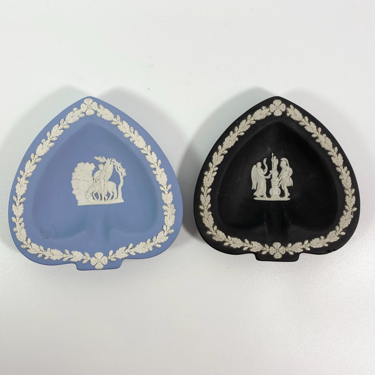 Wedgwood set of 2 Black Jasperware & Blue Jasperware spade shaped plates
