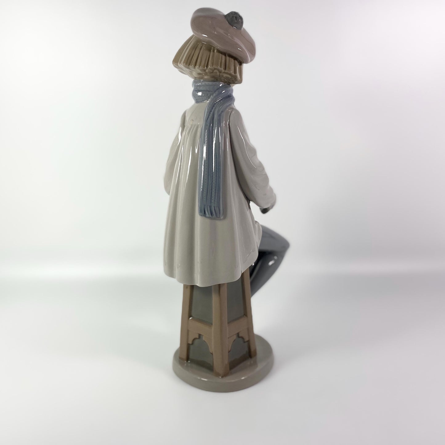 Vintage LLadro Nao Young Artist large figurine 13" inches tall