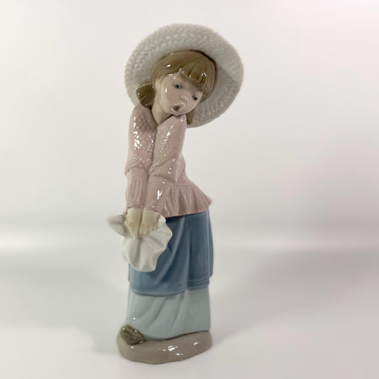 LLadro Nao Girl in Pink Poncho & Bonnet 9" inches pretty figurine