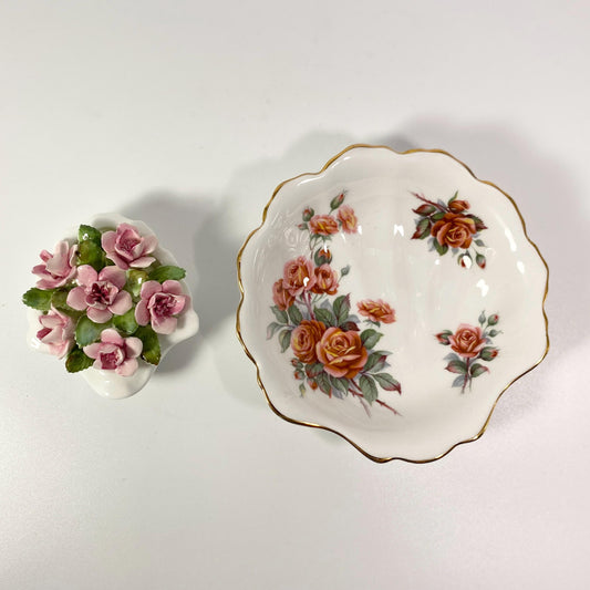 RARE!!  set of 2 Royal Albert pin dish & mini flower vase