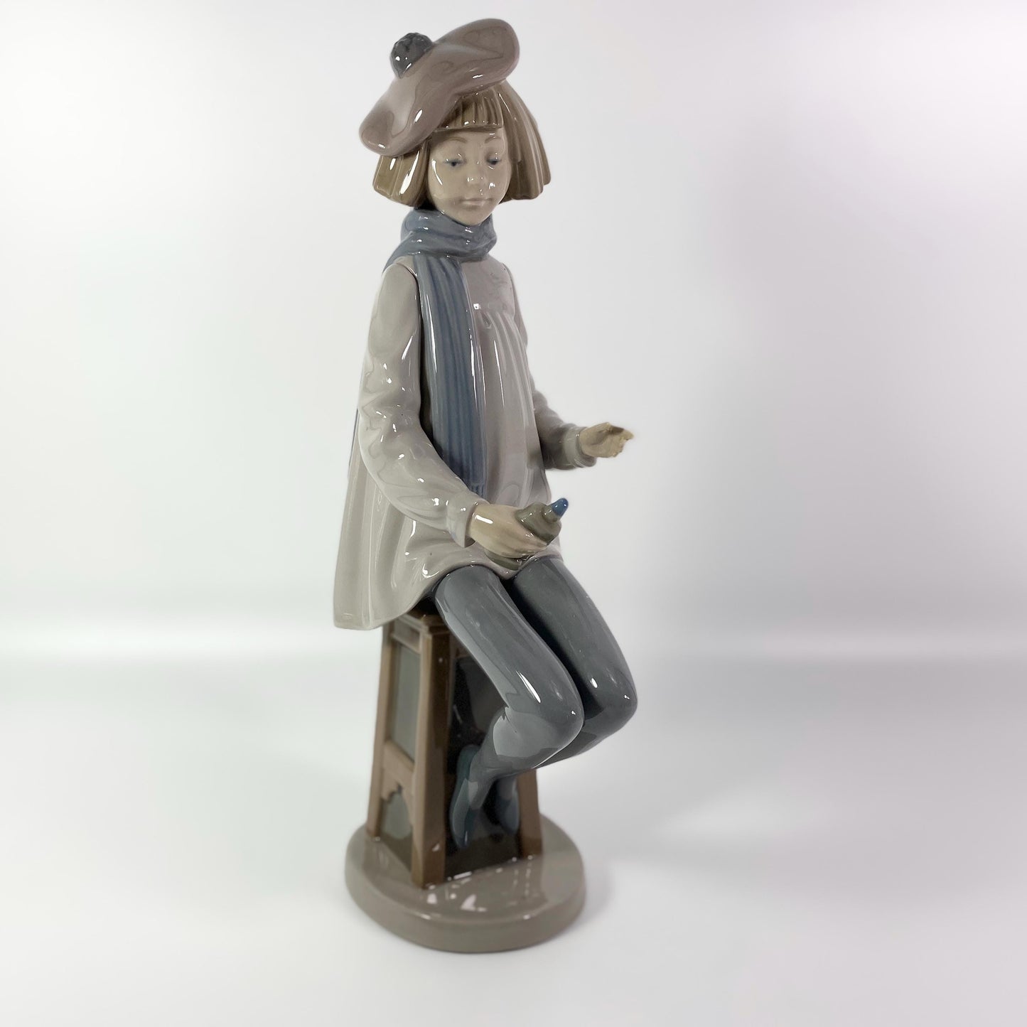 Vintage LLadro Nao Young Artist large figurine 13" inches tall