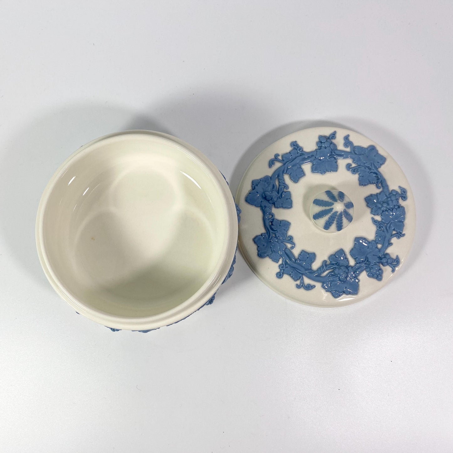 Wedgwood Queensware Trinket Box & Lid "Wedgewood Blue" On Cream Large 5" inches wide