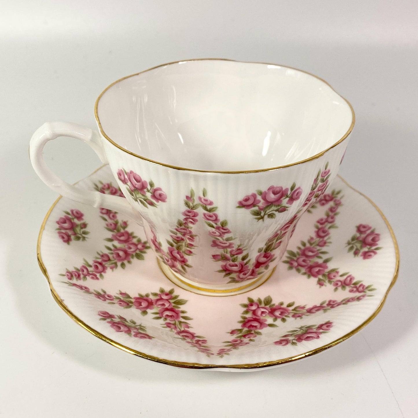RARE !!!! Royal Albert Bone China Tea Cup and Saucer "Pink Brocade"  England