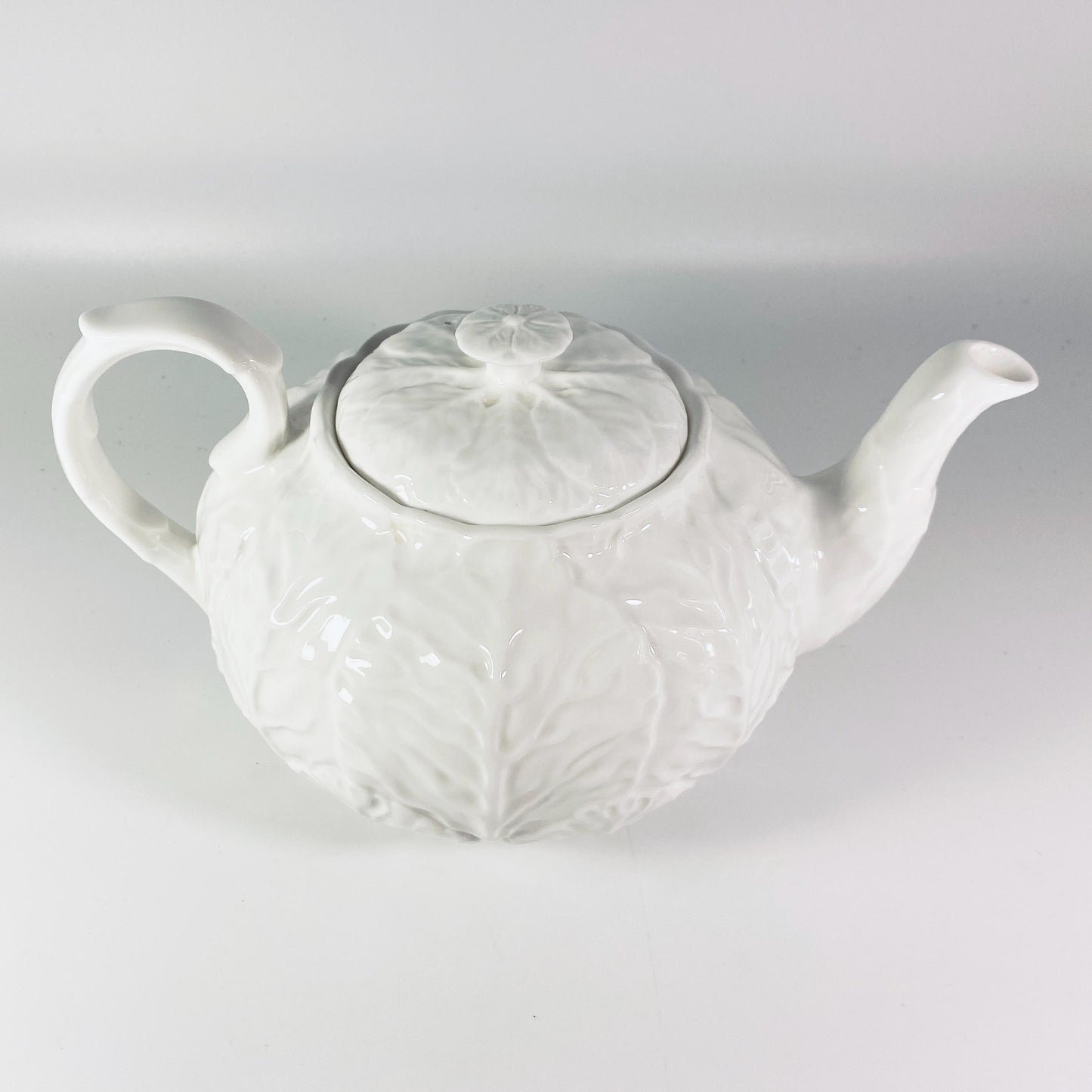 Wedgwood Teapot Country Ware All White With Embossed Leaves Excellent Condition