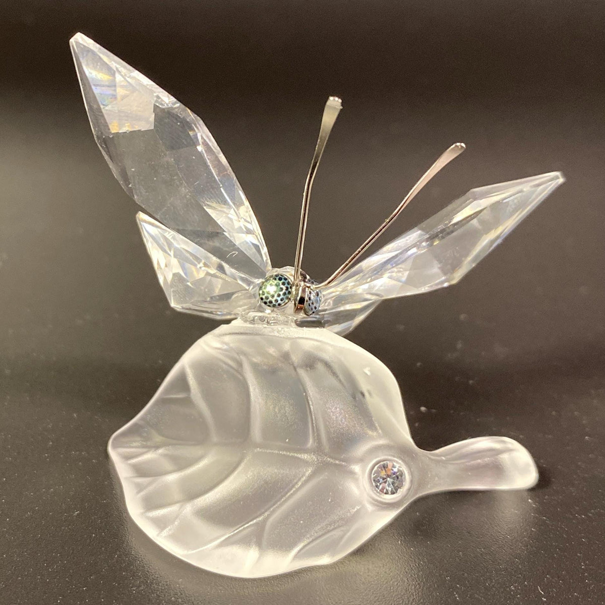 New Swarovski Crystal Butterfly on a frosted Leaf figurine
