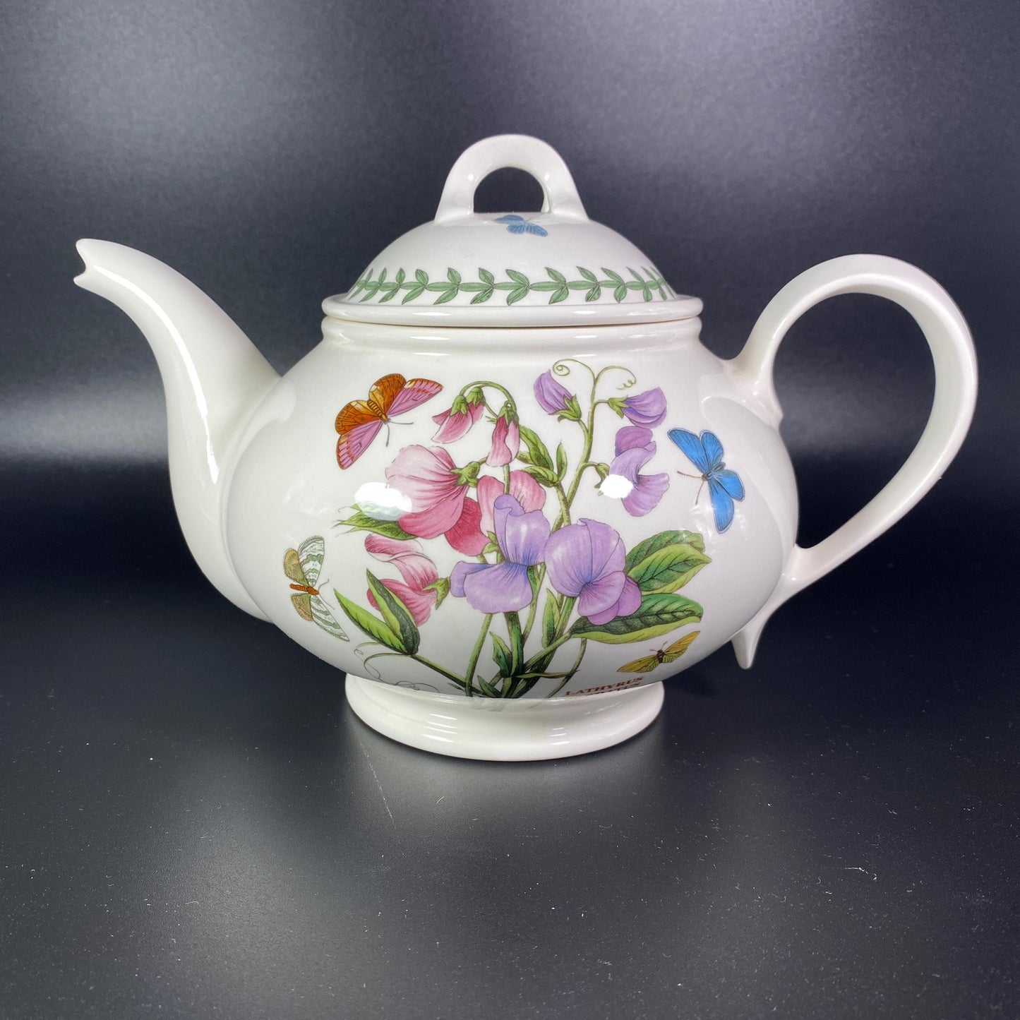 RARE !!  Portmeirion Botanic Garden -  2 Pt Teapot Sweet Pea Butterflies
