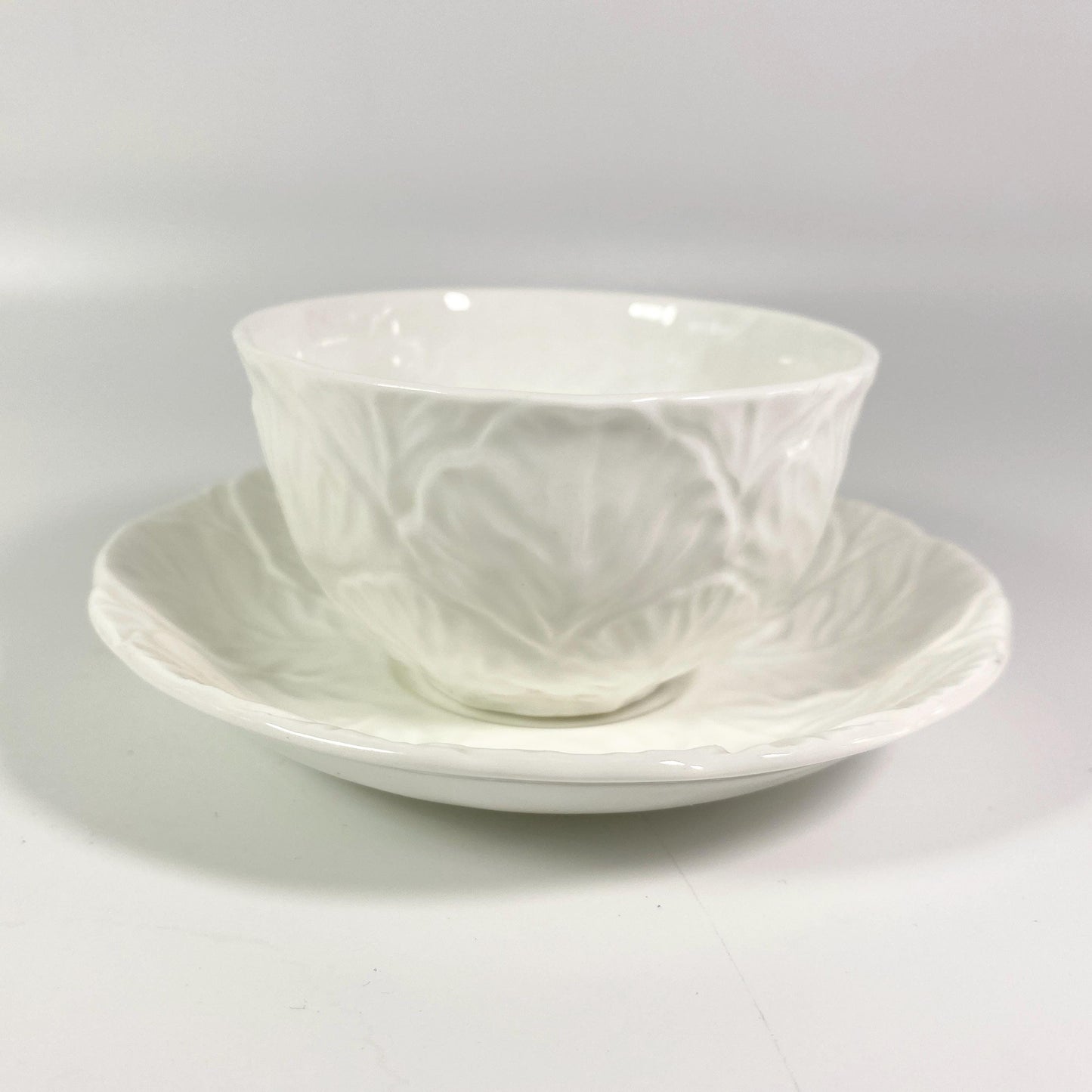 Coalport Countryware Bone China Teacup/Saucer White Embossed Cabbage Leaf