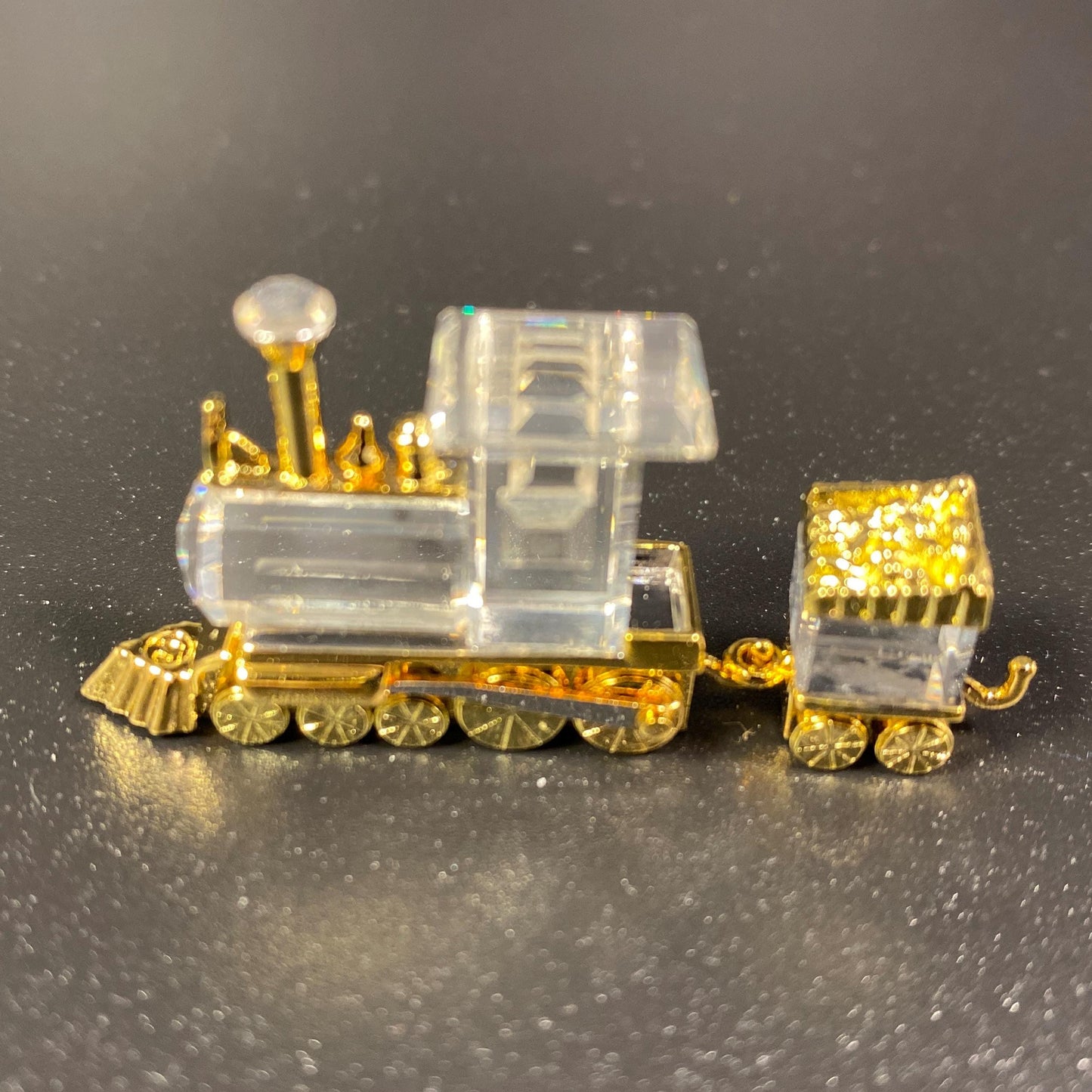NEW-Swarovski Figurine Crystal Memories -mini Train Gold 209454 box, CoA